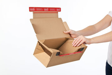 Preview: ColomPac Return Box 300 x 200 x 100mm mit Selbstklebeverschluss & Aufreißfaden braun