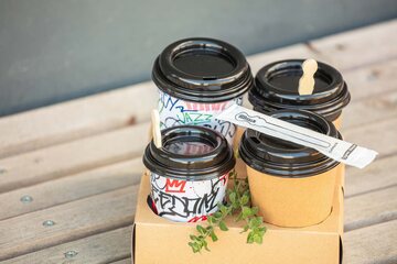 Preview: Domdeckel Pappbecher 80 90 mm Öffnungsdurchmesser Becherdeckel