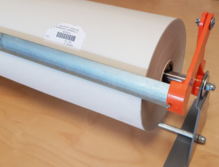 Preview: Packpapierabroller Paketpapier Wand- Tischmontage 600-900 mm Breite Auswahl