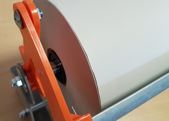 Preview: Packpapierabroller Paketpapier Wand- Tischmontage 600-900 mm Breite Auswahl