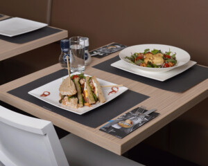 Preview: Catering Bestecktaschen 200x85mm mit Serviette Restaurant 14 Designs Auswahl